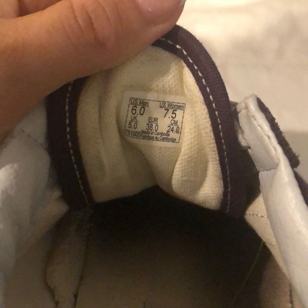 Purple Vans - Picture 4 of 5